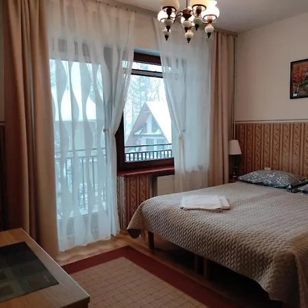 Δωμάτια σε οικογενειακή κατοικία Arnika Wynajem Pokoi