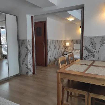 Δωμάτια σε οικογενειακή κατοικία Arnika Wynajem Pokoi