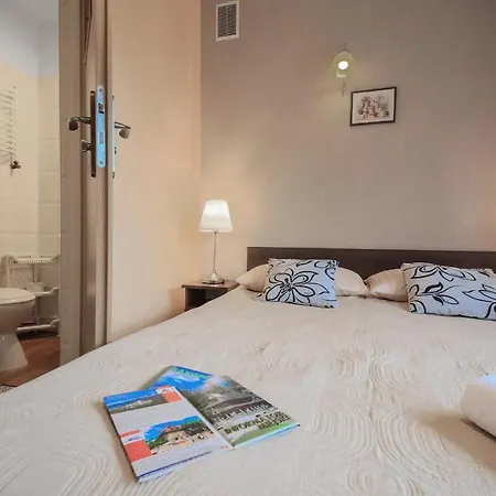 Arnika Wynajem Pokoi Δωμάτια σε οικογενειακή κατοικία