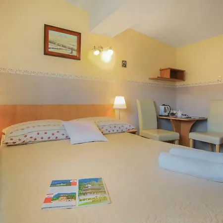 Arnika Wynajem Pokoi Δωμάτια σε οικογενειακή κατοικία